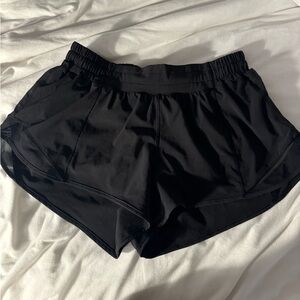 Lululemon Hotty Hot low rise black shorts